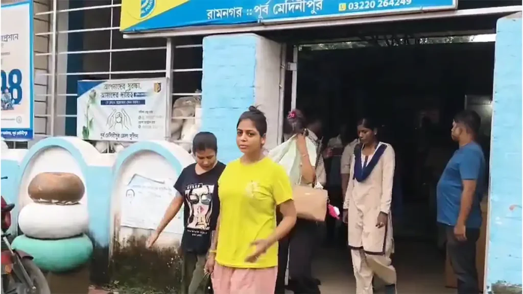 দীঘা–তাজপুরে পুলিশের বড়সড় অভিযান, দেহব্যবসার অভিযোগে আটক ২৭ 3 দীঘা–তাজপুরে পুলিশের বড়সড় অভিযান, দেহব্যবসার অভিযোগে আটক ২৭