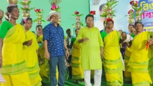ব্লক সভাপতির নাম ঘোষণা না হলেও প্রদীপ করের ডাকে ডেবরায় উপচে পড়ল জনতা। বিজয়া সম্মিলনীতে হাজারো কর্মীর উপস্থিতিতে প্রমাণিত ডেবরায় তৃণমূলের সংগঠন শক্তি ও প্রদীপ করের জনপ্রিয়তা।